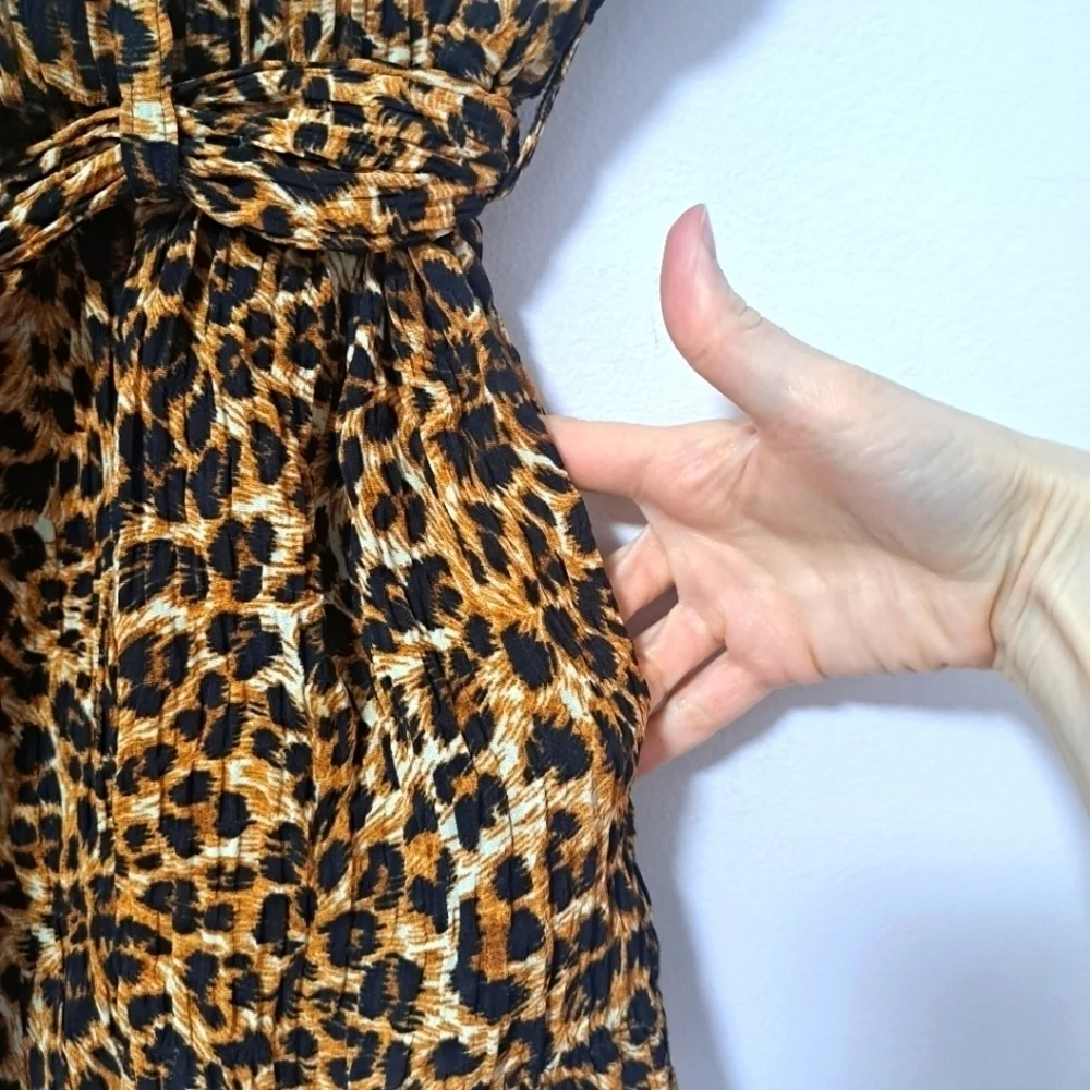 Nanushka primrose paperbag waist shorts ocelot medium NWOT - Picture 9 of 11